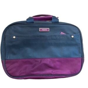 Tumi blue and purple nylon hanging toiletries cosmetic bag unisex